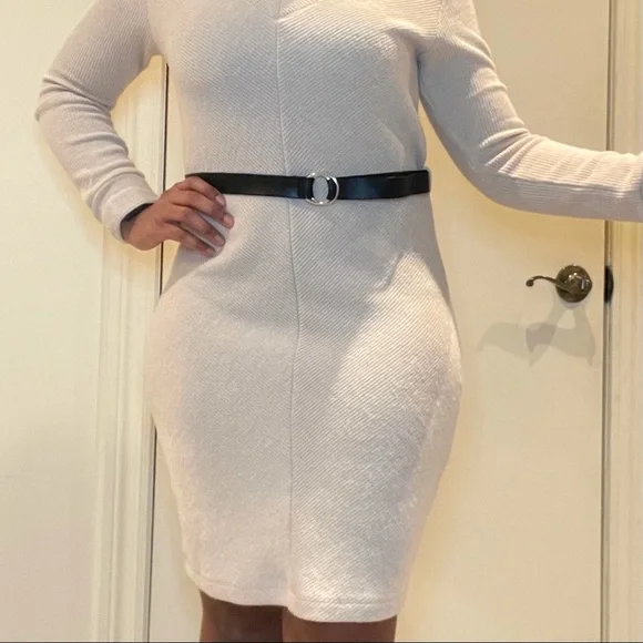 CLASSY DRESS FOR WINTER - Picture 2 of 2